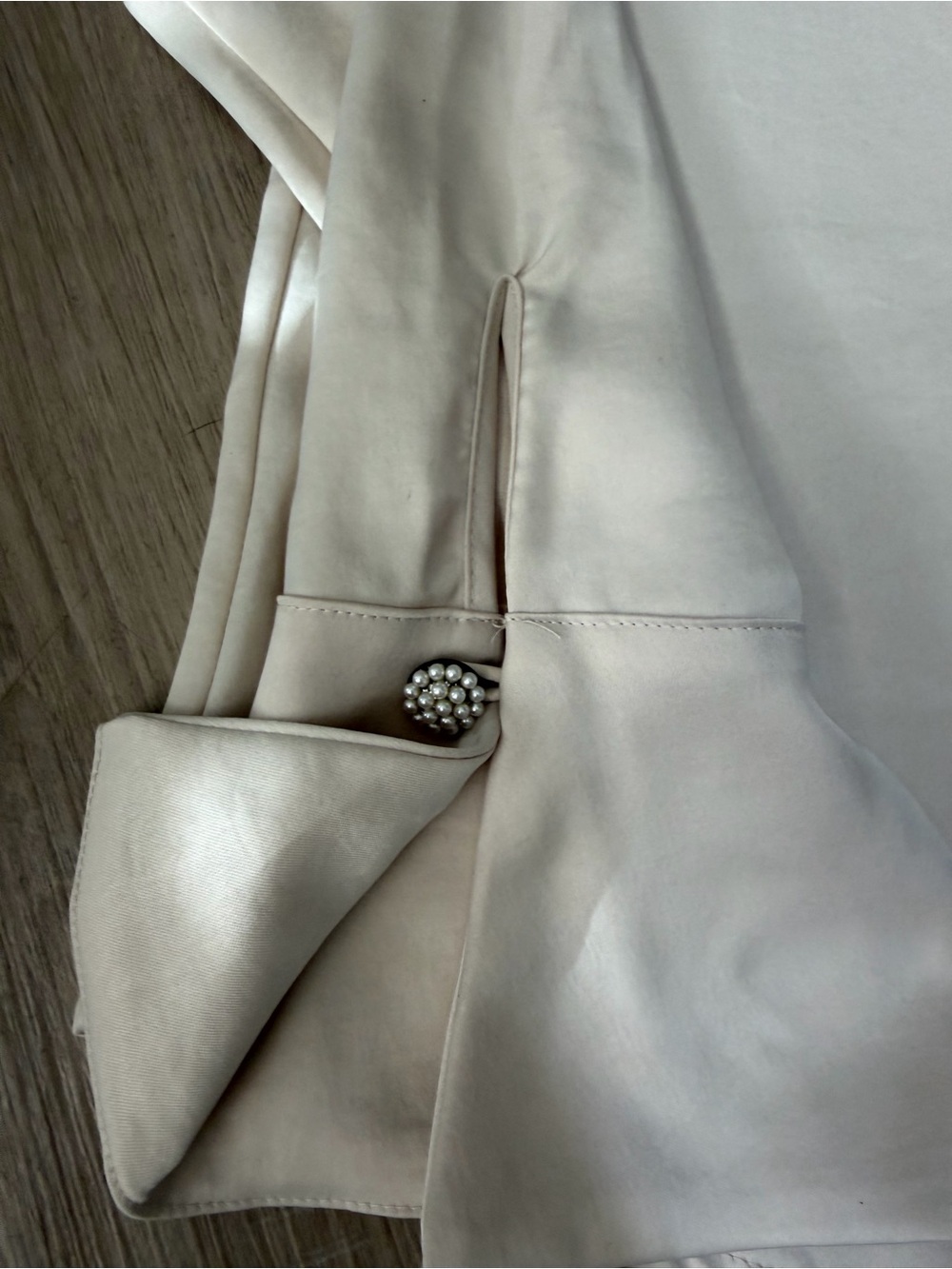 Zara Cream Ruffle Button-Down Blouse - Picture 3 of 7